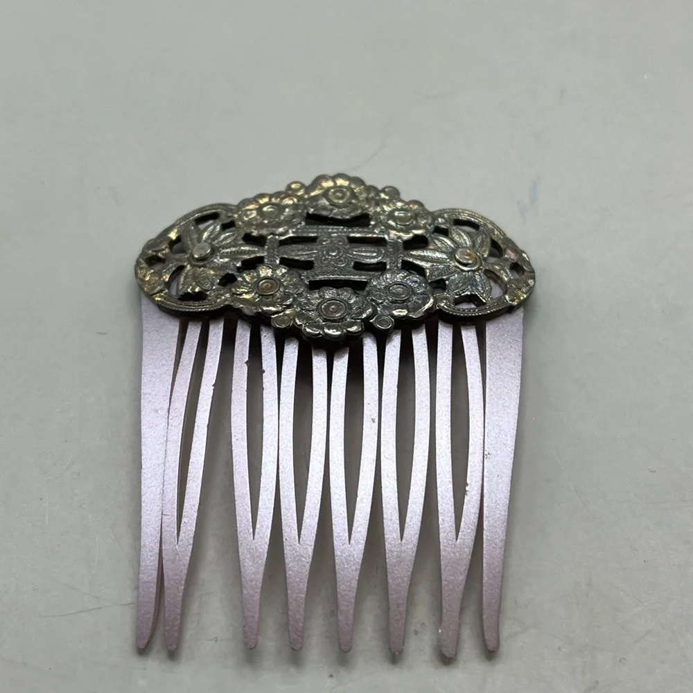 Elegant Hair Comb Set with Gold and Silver Accents